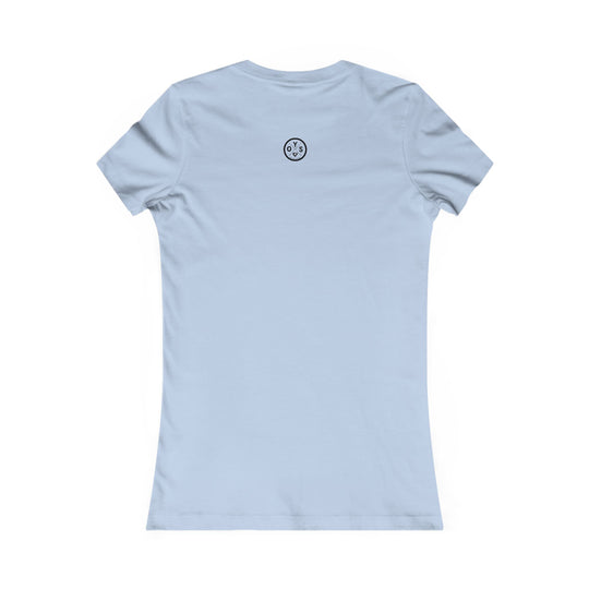 "Queen" Graphic Tee, Stylish Women's Shirt, Gift for Her, Casual Wear, Birthday Gift, Affirmation Top, Trendy Fashion Tee